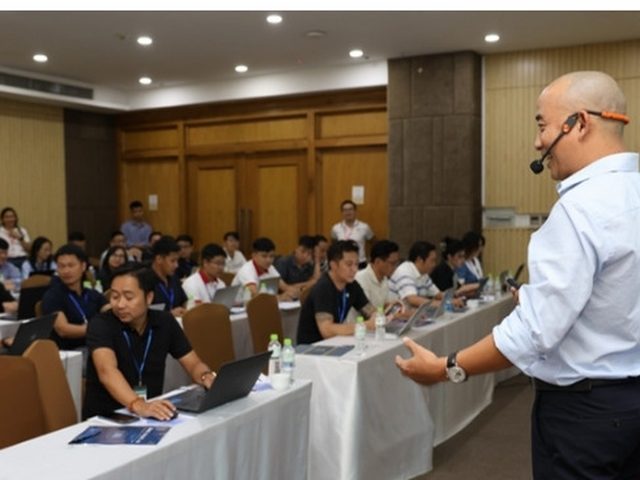 Lớp Ứng dụng AI vào Quản lý Xây dựng của Nhất Nghệ
